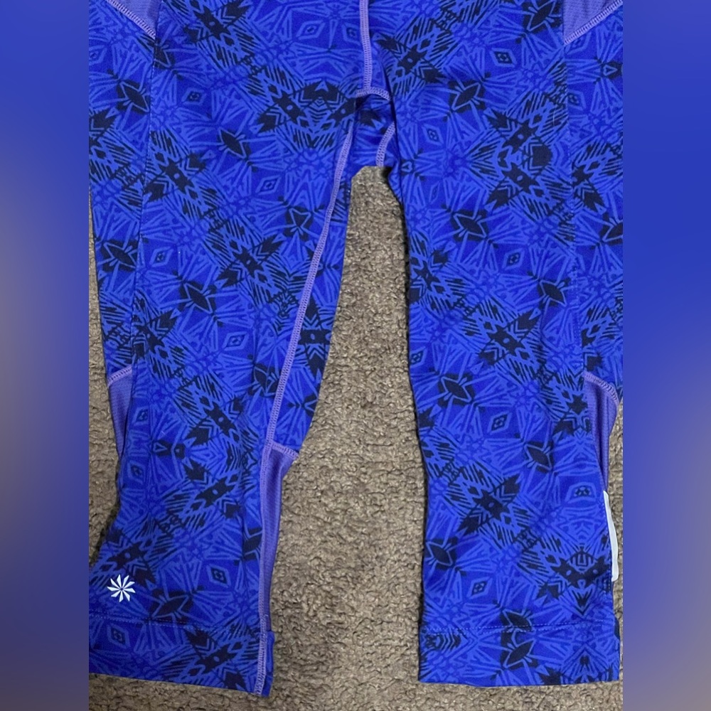 Athleta Cairo Bare to Run Cropped Leggings Blue - Picture 7 of 7